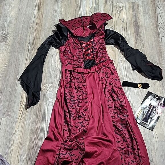 Vampire Halloween Costume Girl's Size 10-12 - Picture 2 of 7